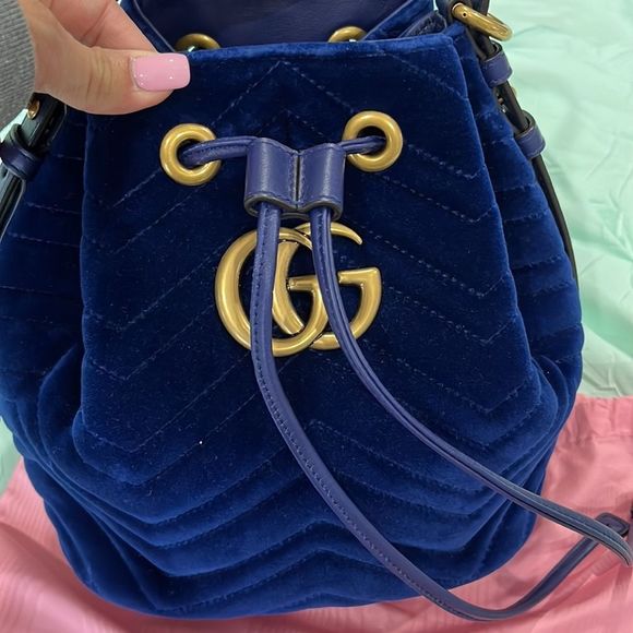 ❤️SOLD❤️Gucci bucket bag - Picture 2 of 12